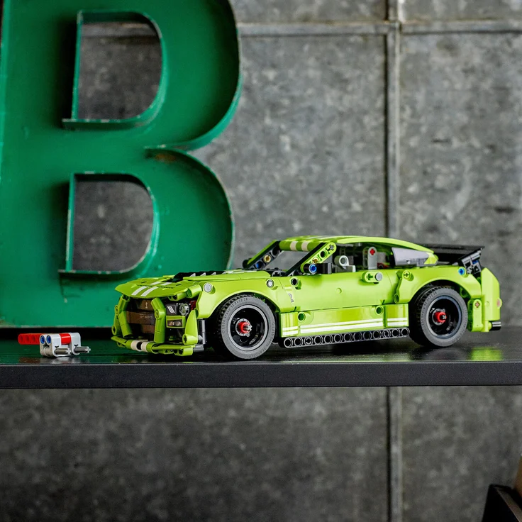 LEGO Technic 42138 'Ford Mustang Shelby GT500', 544 Teile, ab 9 Jahren – Bild 6