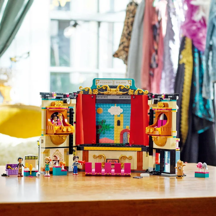 LEGO Friends 41714 'Andreas Theaterschule', 1154 Teile, ab 8 Jahren – Bild 3