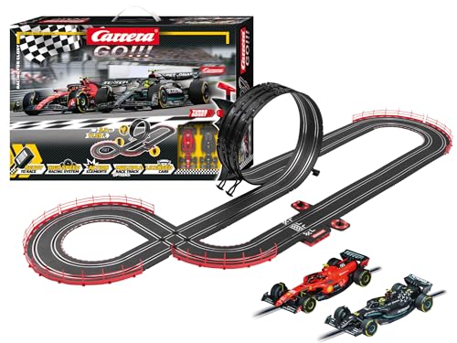 Carrera GO!!! Racing for Glory, Rennbahn-Set mit 5,3 m Strecke und lizensierten Slotcars Lewis Hamilton und Carlos Sainz, für 2 Spieler, ab 6 Jahren