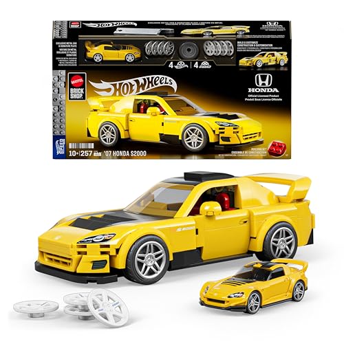 Mattel Brick Shop Hot Wheels Speed Honda S2000, Modellfahrzeug im Maßstab 1:32 mit individuellen Aufklebern und exklusivem Metall-Auto im Maßstab 1:64