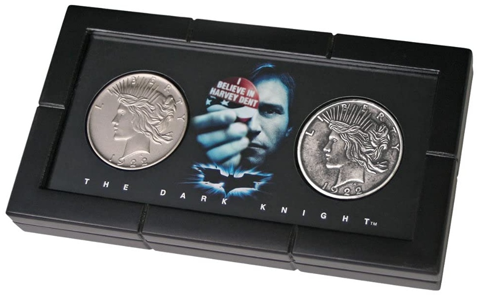 The Noble Collection Batman Harvey Dent Two Face Coin Set