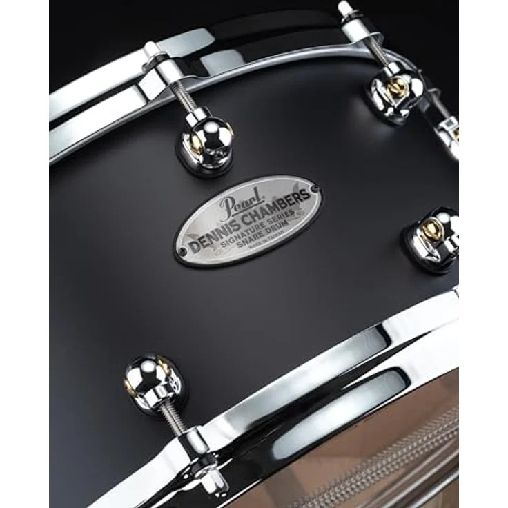 Pearl DC1465S Dennis Chambers Snare, 14"x6,5" Signatur Trommel aus 4-lagigem Ahorn, matte schwarze Finish mit chromfarbener Hardware – Bild 2