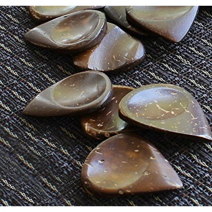 Timber Tones Funk Tones Pick Coconut, handgefertigtes Plektrum mit Jazz/Gypsy Jazz Spitze und ergonomischem Design – Bild 4