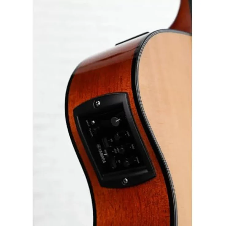 Yamaha NTX1NT NAT, Akustisch-Elektrische Konzertgitarre mit massiver Sitka Fichtendecke und Cutaway, Natural Finish – Bild 6