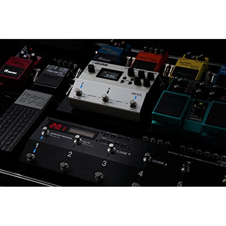 Boss DD-500 Digital Delay, Stereo Delay-Pedal mit 32-bit/96 kHz, 12 Programmen und eingebauten Phrase-Looper – Bild 7