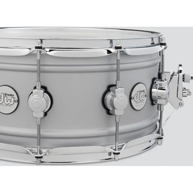 DW 14"x6,5" Design Aluminium Snare Drum, 1mm Wandstärke, mattes Finish, MAG Snare Abhebung, Triple Flanged Spannreifen, True Pitch Spannschrauben, DW Remo Felle – Bild 2