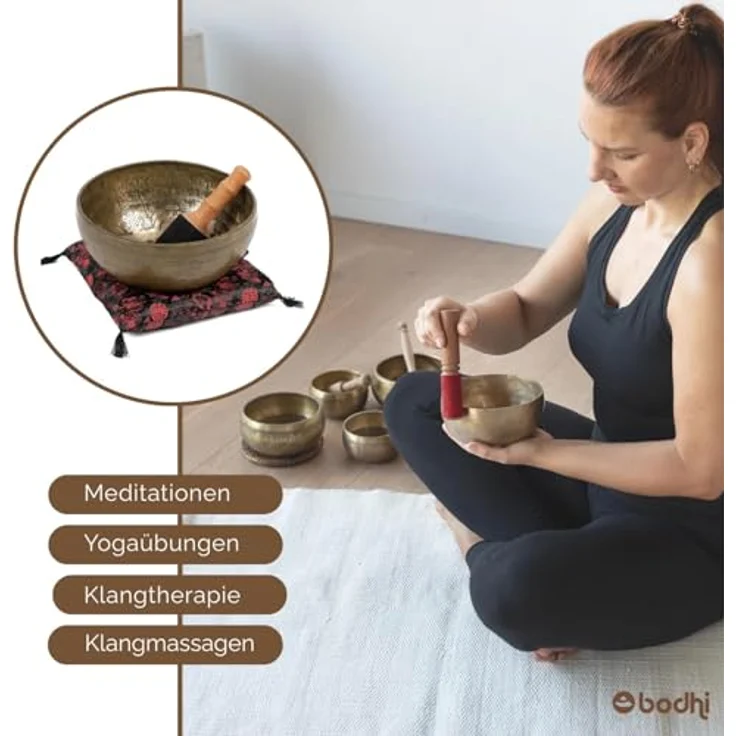 Bodhi Tibetische Klangschale Ø 32 cm, Singing Bowl aus Bronze mit 5 Buddhas Gravur, inkl. Kissen & Klöppel, goldene Farbe, handgefertigt für Meditation und Entspannung – Bild 4