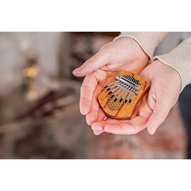 Sonic Energy Massivkörper Kalimba KL802FOL – C-Dur, 8 Töne, aus rotem Zebraholz mit Lebensblume – für Meditation, Yoga und Kinder – Bild 2