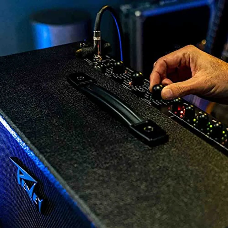 Peavey Vypyr X2, Modelling-Combo für E-Gitarre, Bass und Akustikgitarre, 60 Watt RMS, 12" Lautsprecher, 36 Amp-Modelle, 26 Effekte, Schwarz – Bild 2