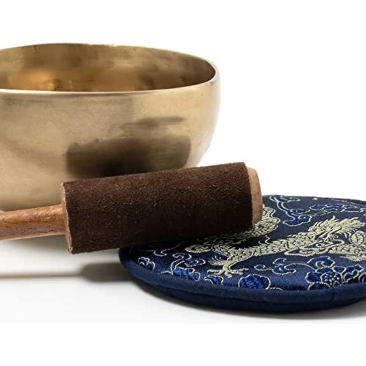 Klangschalen-Center Tibetische Klangschale I 200 g I für Meditation und Yoga I Handgeschmiedet mit blauem Pad und Klöppel I Fair Trade aus Nepal – Bild 3