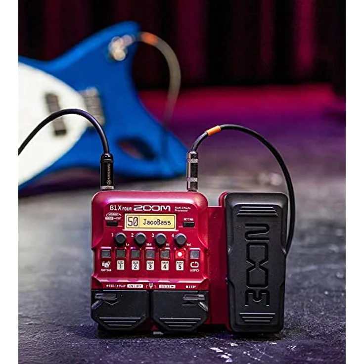 Zoom B1X Four Bass Multi Effect, Effektpedal mit 71 Effekten, 9 Amp-Simulationen, integriertem Looper und Expression-Pedal – Bild 5