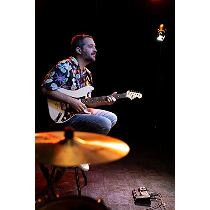 Zoom G2X FOUR, Gitarren-Multieffekt mit 79 Effekten, 250 Patches, Expression-Pedal und 80-Sekunden-Looper – Bild 4