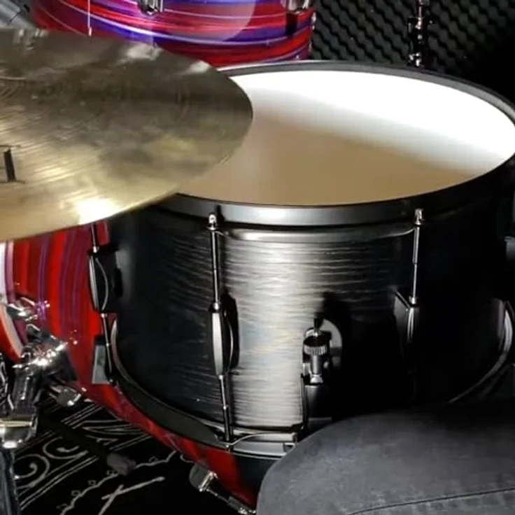 Tama 14"x8" Woodworks Snare - Black Oak Wrap, 8mm Pappelholzkessel, schwarze Kesselhardware, Snareteppich mit 20 Spiralen – Bild 2