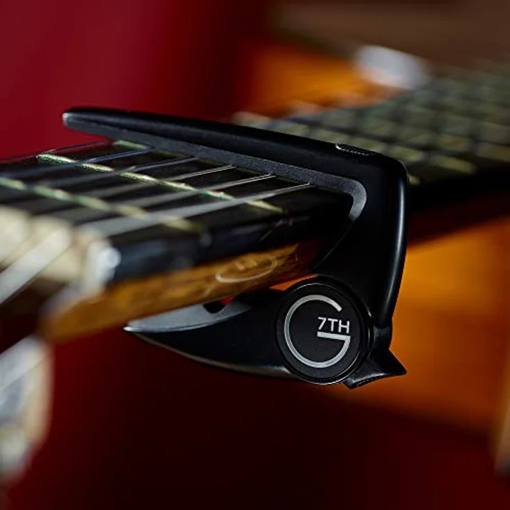 G7th Performance 2 Klassik Gitarren-Kapodaster Silber, preisgekrönter Kapodaster mit revolutionärer Spannungsregelung und schützenden Silikonpolstern für klassische und Flamenco-Gitarren – Bild 4