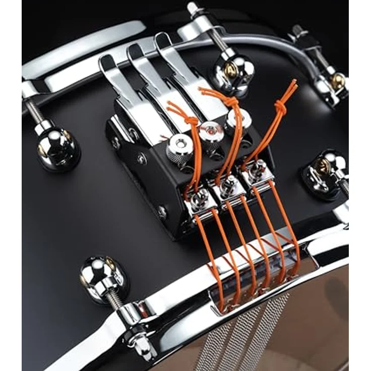 Pearl DC1465S Dennis Chambers Snare, 14"x6,5" Signatur Trommel aus 4-lagigem Ahorn, matte schwarze Finish mit chromfarbener Hardware – Bild 3