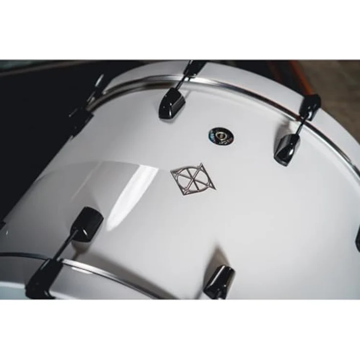 Dixon Artisan Walnut/Maple Set SW, 4-teiliges Schlagzeugset mit 20'' Bass Drum und Division Snow White Finish, schwarze Hardware – Bild 3