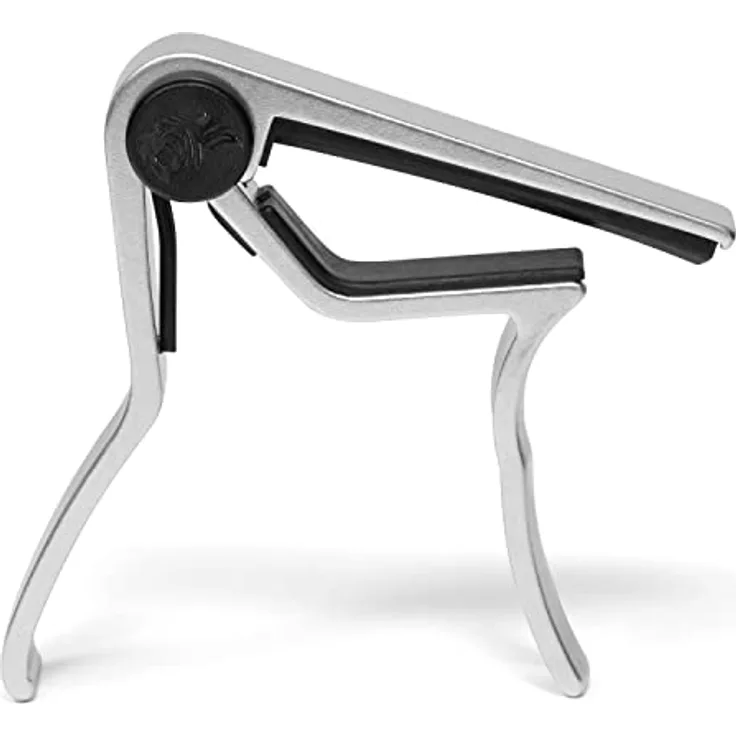 TIGER Einhand-Triggercapo, Universal-Gitarrencapo für Akustische, Klassische und E-Gitarre sowie Bassgitarre, ergonomisches Design, leicht zu handhaben, Chrome