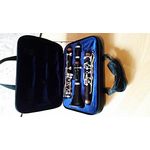 F.A. Uebel 621KH Bb-Klarinette für Kinder, ergonomisch optimiert aus Grenadillholz mit versilberter Neusilbermechanik, inkl. Koffer und Zubehör