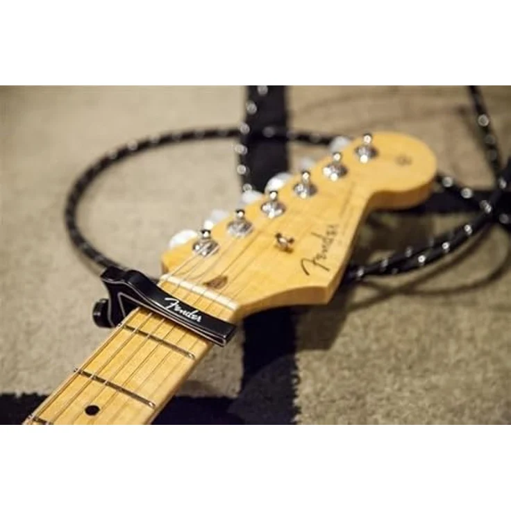 Fender Dragon Kapodaster, Robuster und langlebiger Kapo für E- und Akustikgitarren, präzises Greifen in Schwarz – Bild 5