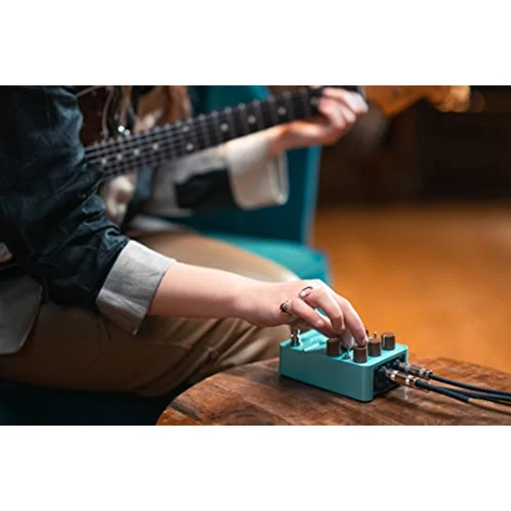 Universal Audio UAFX Del-Verb Ambience Companion Pedal, Vintage Hall- und Delay-Effekte, Tap-Tempo, UAFX Control App – Bild 2