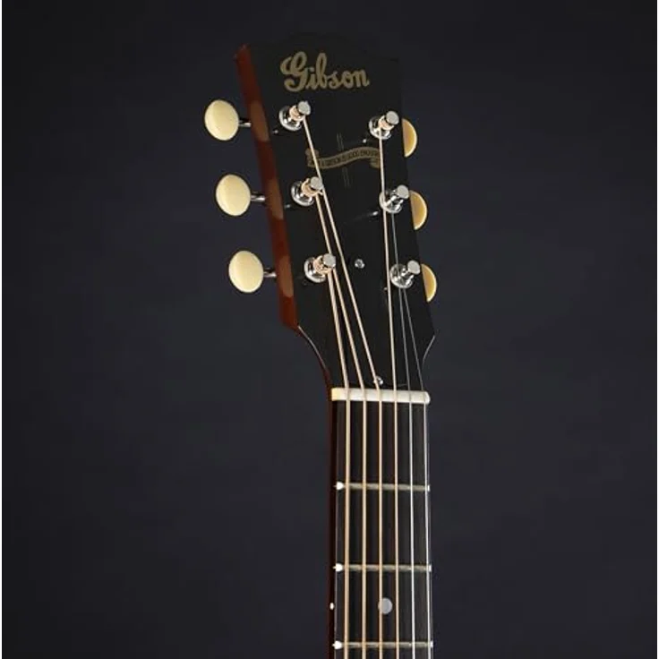 Gibson 1942 Banner J-45 VS, Westerngitarre mit Mahagoni-Korpus, thermisch behandelter Fichtendecke, Vintage Sunburst, inkl. Koffer – Bild 4