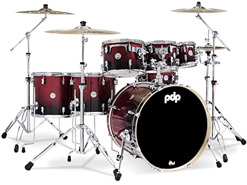 DW PDP CM7 Concept Maple, Schlagzeug-Set in Red to Black Sparkle Fade, 7-lagiges Ahornholz, Rock Version mit 22"x18" Bass Drum