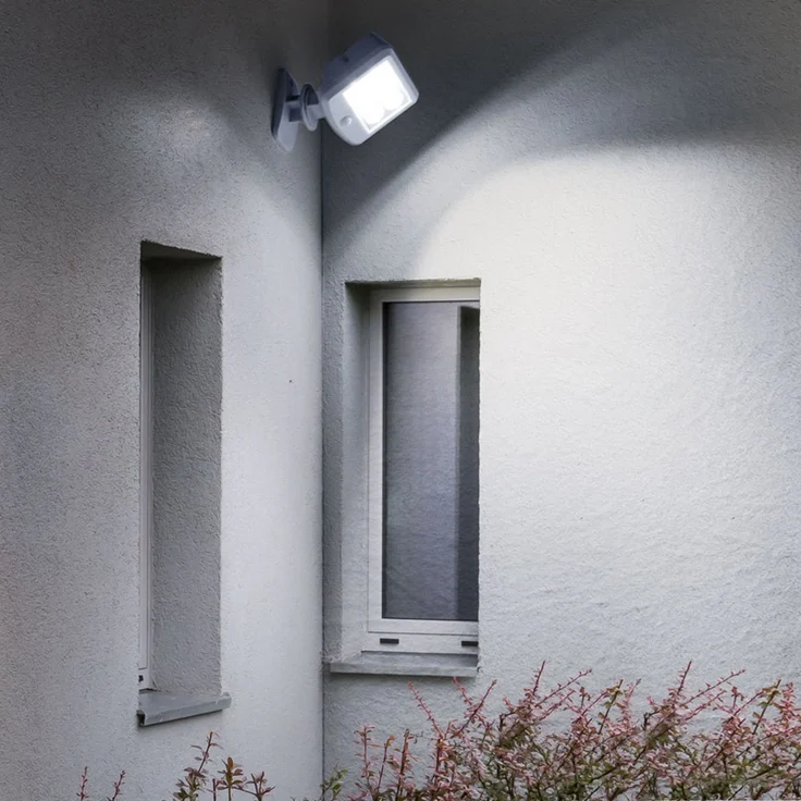LED Solarleuchte, weiß, beweglicher Spot, Bewegungsmelder – Bild 9