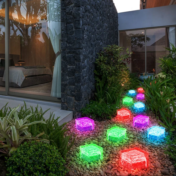 4er Set RGB LED Solarleuchte, Eiswürfel Design, H 5,4 cm – Bild 5