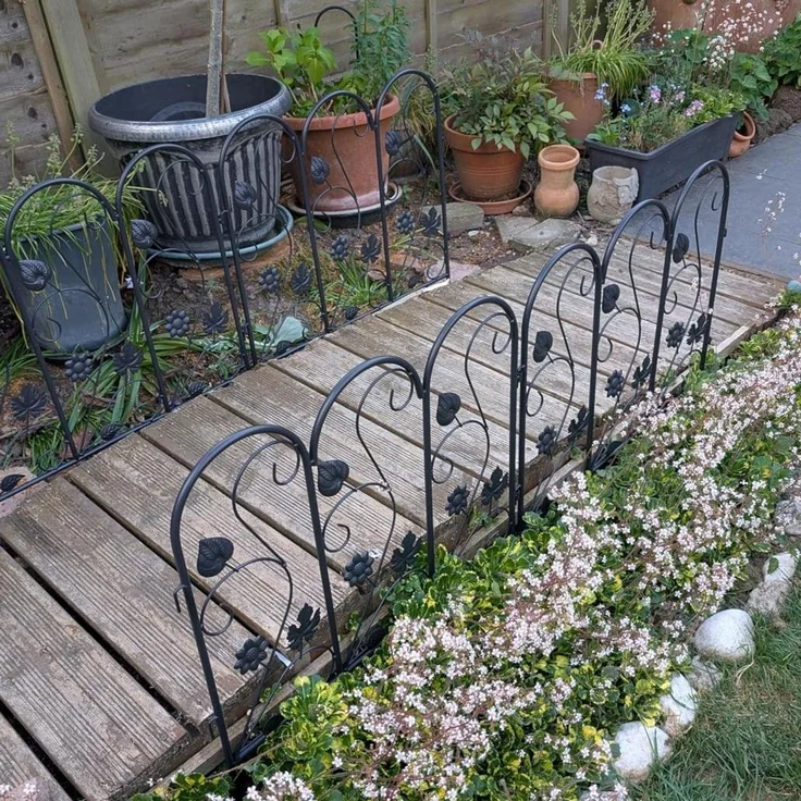 UNHO 5 Stück Beetzaun Metall Gartenzaun Eisen Beeteinfassung Beetumrandung 60x62 cm Schmuckzaun verzinkt Teichzaun Gitterzaun Gehege Zaunset Schwarz – Bild 4