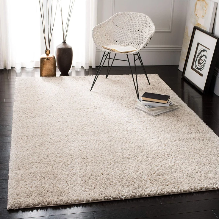 SAFAVIEH Zottelig Teppich für Wohnzimmer, Esszimmer, Schlafzimmer - August Shag Collection, Kurzer Flor, Beige, 162 X 159 cm