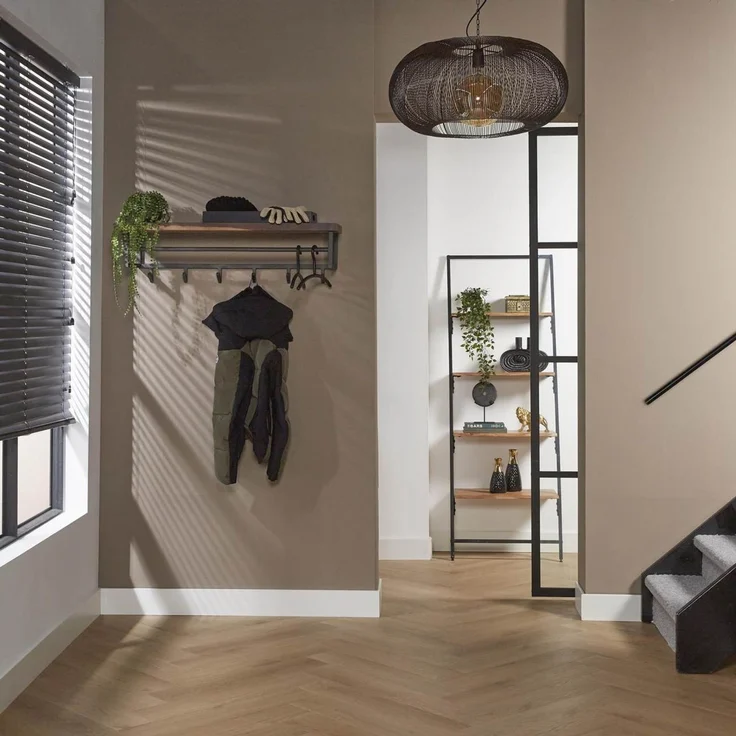 Garderobe Solalid aus Saja Massivholz, modern industriell, braun, mit Hutablage und 6 Haken – Bild 2