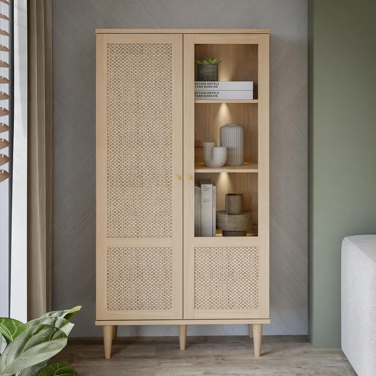 Forte CALASETTA Vitrine 80, Boho-Vitrinenschrank mit Rattangeflecht, 2-türig, Holzwerkstoff, Elegancia Eiche | Technorattan, 80,1 cm breit x 166,6 cm hoch x 41,4 cm tief