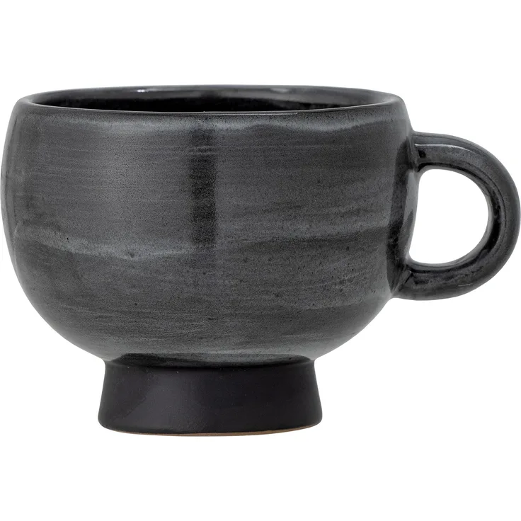 Tasse "Emilo" in grau aus Steingut mit Henkel von Bloomingville