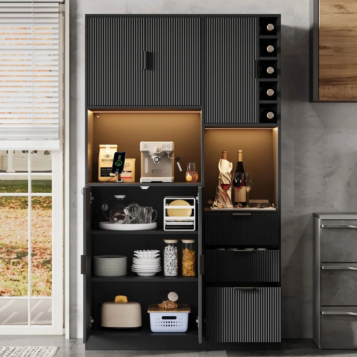 Merax 180cm Küchenschrank, moderner hoher Aufbewahrungs- und Weinschrank mit verstellbaren Einlegeböden, 3 Schubladen, Weinregal, farbwechselnder LED-Beleuchtung und Steckdosen – Bild 3