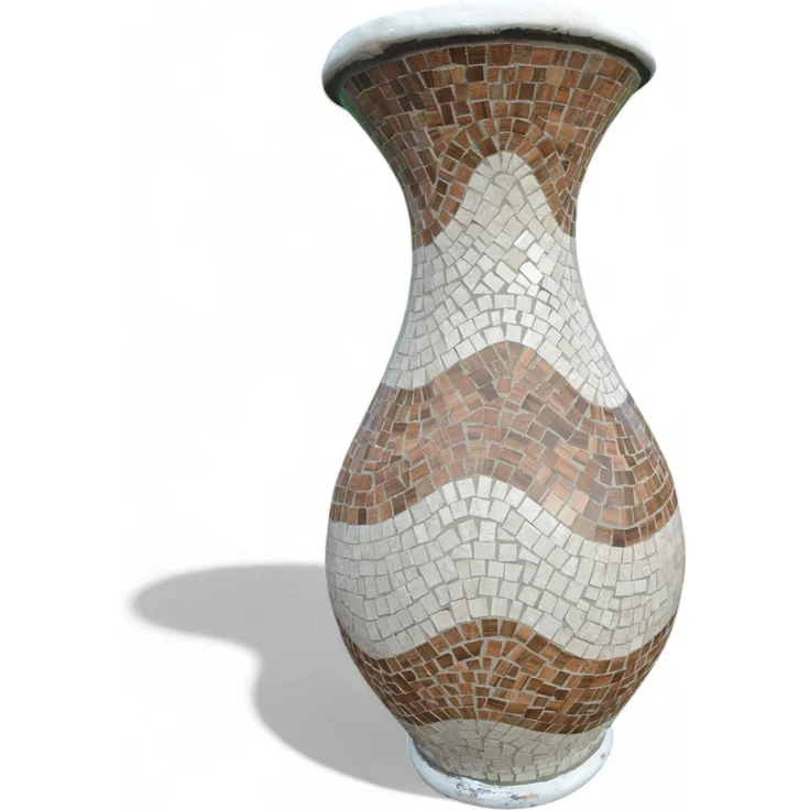 Magnolie XL Vase – wellenförmigen Mosaikdesign Braun – Ø 55 cm, Höhe 130 cm – Handgefertigt aus Beton & Keramik-Mosaik – Bild 1
