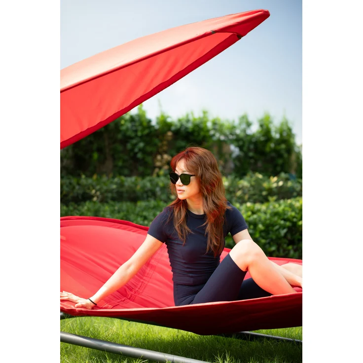 LECO Luxus-Hängematte GLORIA, mit Rollen, Stahlrohrgestell anthrazit, Hängematte und Sonnendach rot, 285x95x145 cm – Bild 6