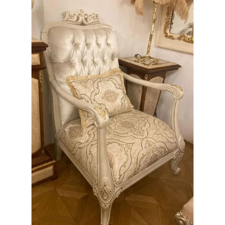 Casa Padrino Luxus Barock Sessel Silber / Mehrfarbig / Creme / Gold - Prunkvoller Wohnzimmer Sessel mit elegantem Muster - Luxus Wohnzimmer Möbel im Barockstil - Barock Möbel - Edel & Prunkvoll
