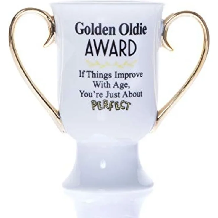 Boxer Gifts MU3094 Golden Oldie Novelty Trophy Mug Lustiges Ruhestand Geschenk für Kollegen Secret Santa for Old People, keramik