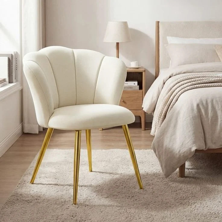 VASAGLE Esszimmerstuhl Blütenblattförmige Rückenlehne, gepolsterter Schminktischstuhl, Samt, bis 150 kg belastbar, Stahlbeine, für Küche, Wohnzimmer, Schlafzimmer – Bild 3