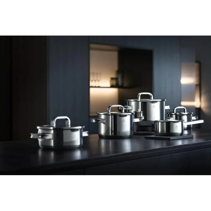 WMF Topf-Set Function 4 Advanced, Cromargan® Edelstahl rostfrei 18/10 (Vorteils-Set, 1xBratentopf mit Deckel, 3xFleischtopf mit Deckel, 1x Stielkasserolle), Glasdeckel mit 4 Abgießfunktionen – Bild 8
