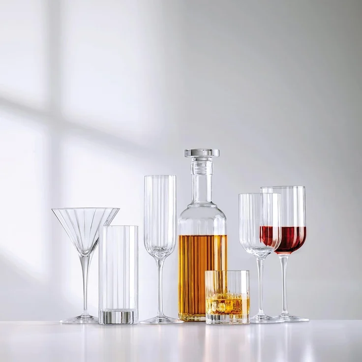 Luigi Bormioli Martiniglas/cocktailglas Bach 26 cl 4 stk. Klar – Bild 10