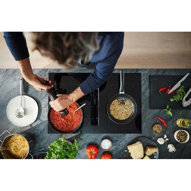 Fissler Schälmesser Essential, handlich, Halbkropf, gerade Schneide, gewölbter Klingenrücken – Bild 5