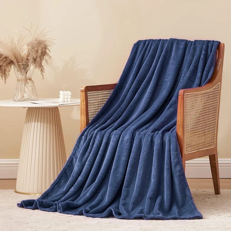 Kuscheldecke Fleecedecke 150x200 XL Sofa Blau 150 x 200 cm Marine Blau – Bild 2