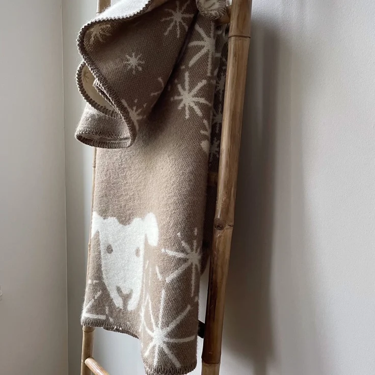 Doubleface Wolldecke Kuscheldecke 130x200 cm, Schäfchen Pusteblume Clay – Bild 2