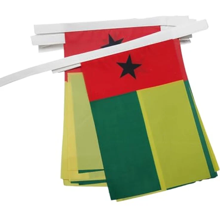 AZ FLAG - Fahnenkette Guinea-Bissau 6 Meter Mit 20 Flaggen - 21x14 cm - Bissau-Guineische Girlande Flaggenkette 14 x 21 Cm – Bild 1
