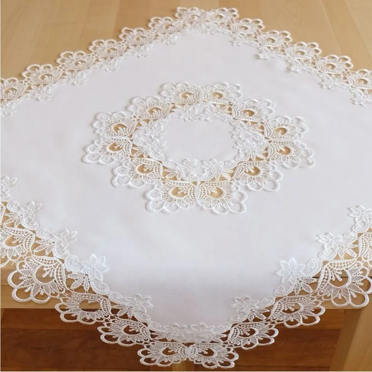 matches21 HOME & HOBBY Tischdecke Tischdecke INES Spitzenbordüre Vintage weiß Polyester 110 x 110 cm (1-tlg), Pflegeleicht & waschbar bei 30 °C – Bild 3