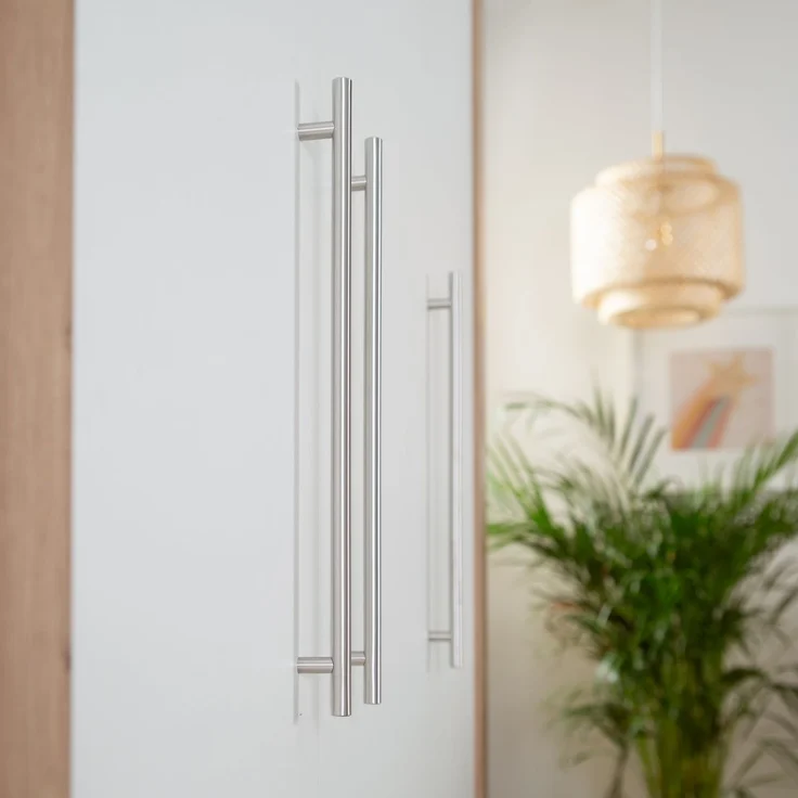 roba Kleiderschrank 'Malo' - 3-türig - HxBxT: 190 x 118 x 52 cm - Softclose-Technik - Weiß / Natur – Bild 2