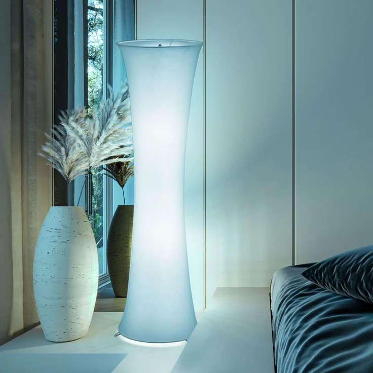 Stehleuchte aus Textil in weiß mit Trittschalter und RGB – Bild 4