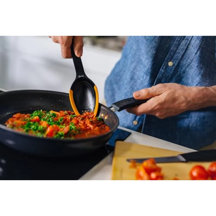 Fiskars Functional Form Kochlöffel mit Silikonkante, Rührlöffel, Kochzubehör, 1027299 – Bild 13