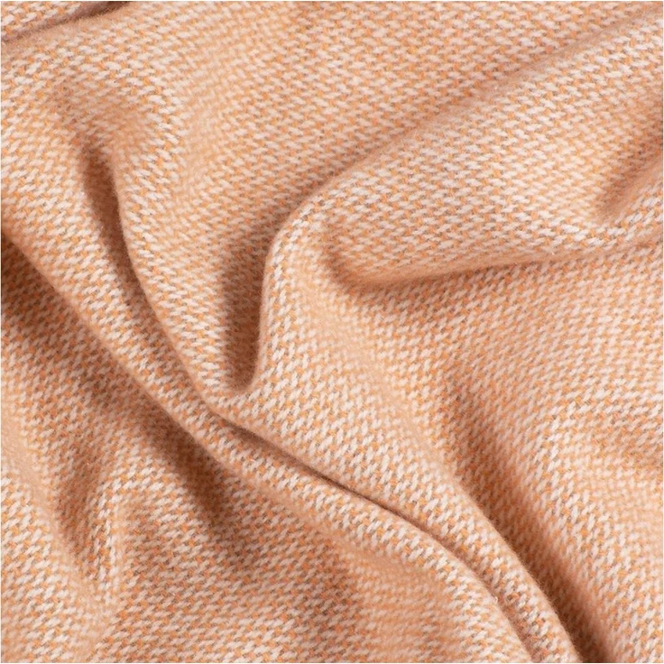 Wohndecke Relax, SCHÖNER WOHNEN-Kollektion, mit gedrehten Fransen, Kuscheldecke – Bild 2